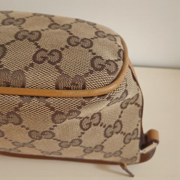 GUCCI Vintage Beige Monogram Pochette Boat Bag - Picture 13 of 15
